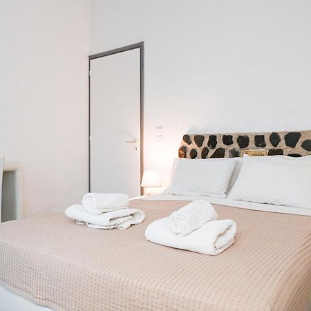 Villa Maina Kamari  Ngoại thất bức ảnh
