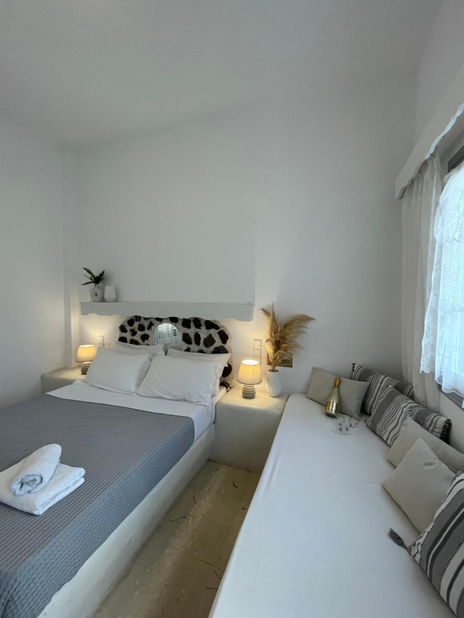 Villa Maina Kamari  Ngoại thất bức ảnh